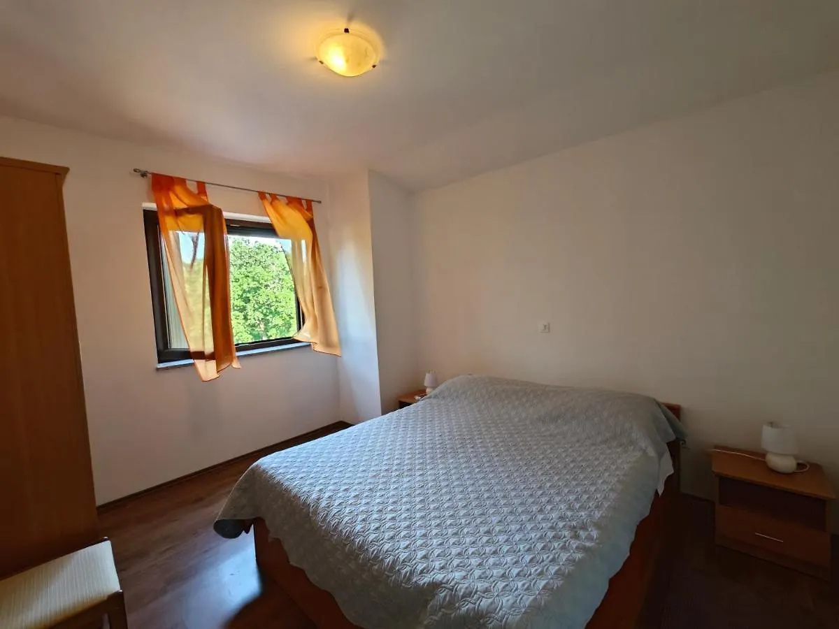 Apartments Bevanda Bale Croazia